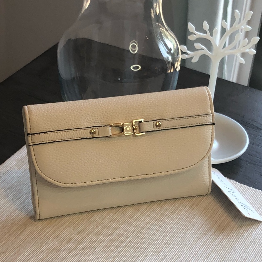 Perfect modern  wallet w BONUS!